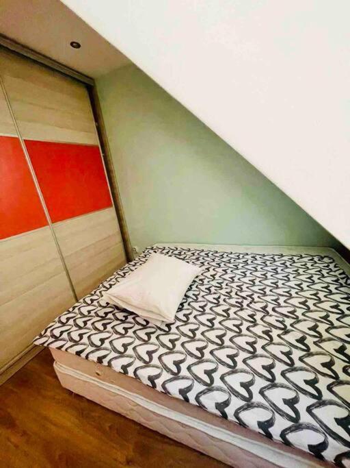 Кондо Apartment